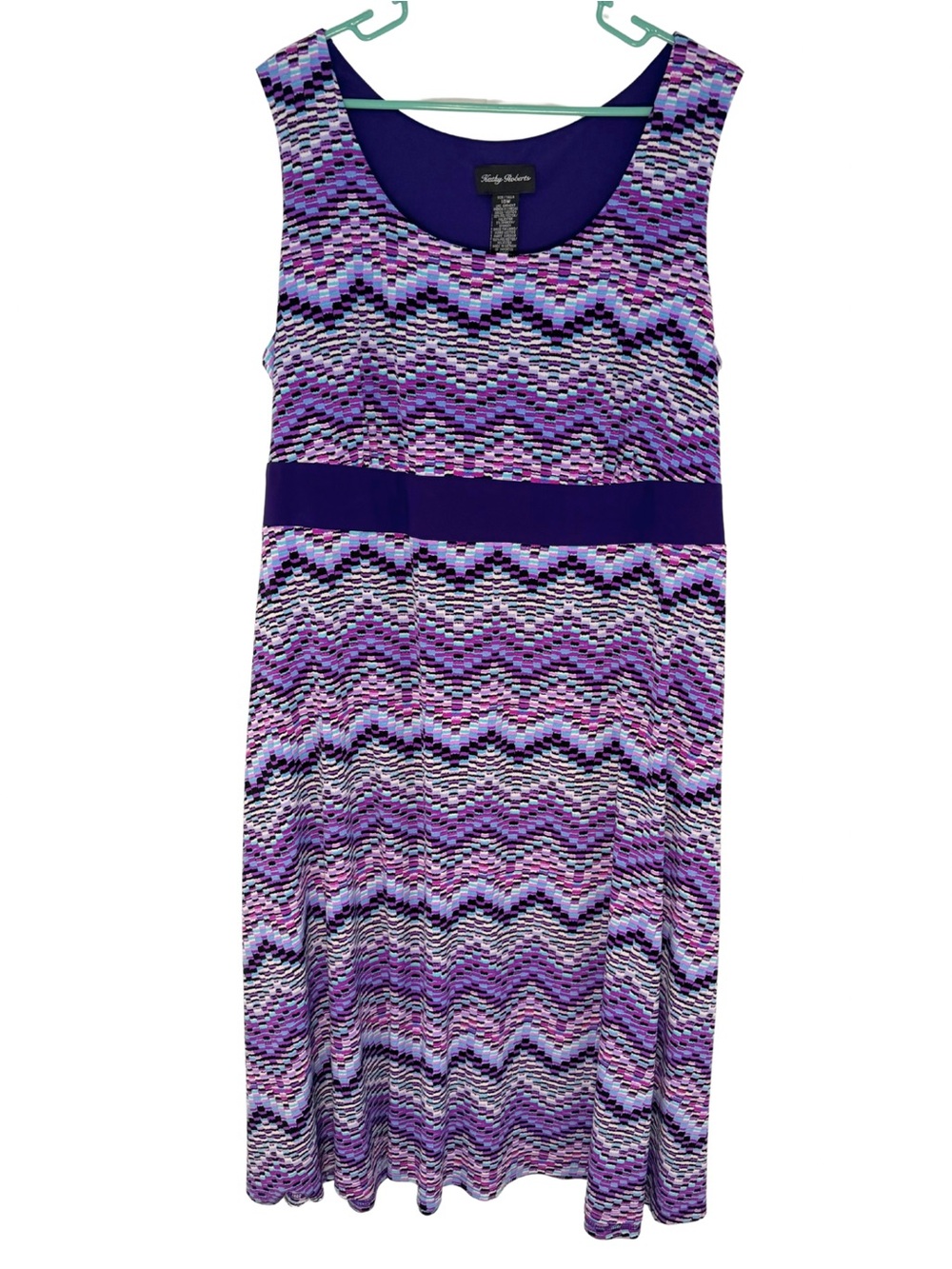 Kathy Roberts Sleeveless Multicolored Chevron Midi Dress